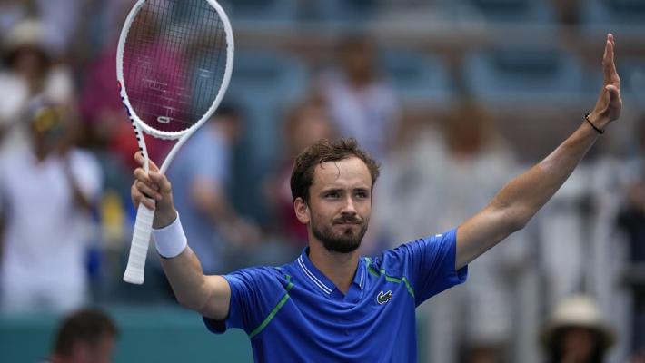 记者：阿森纳准备报价因卡皮耶，球员倾向于加盟枪手而非热刺