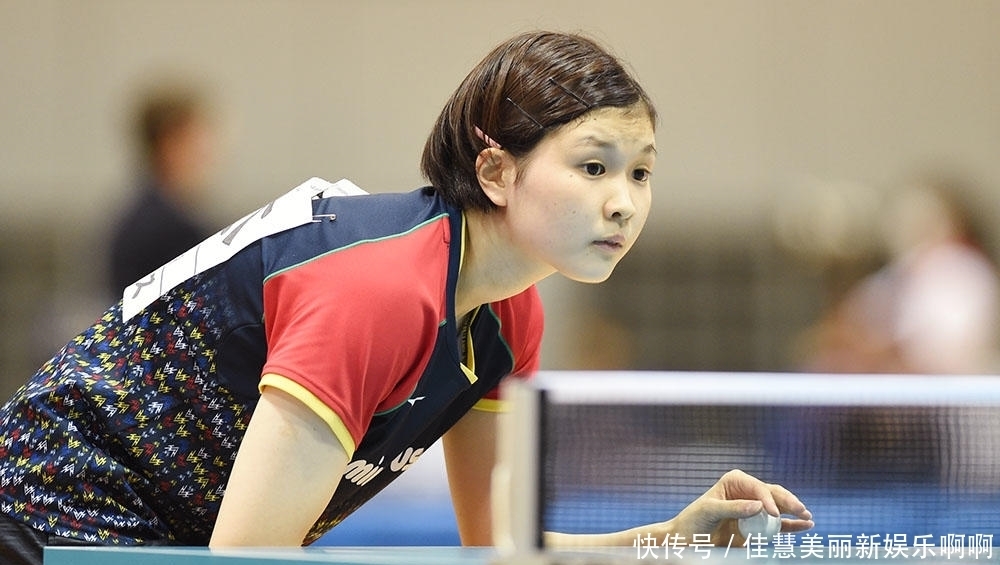 唐斯被送至 唐斯被送至